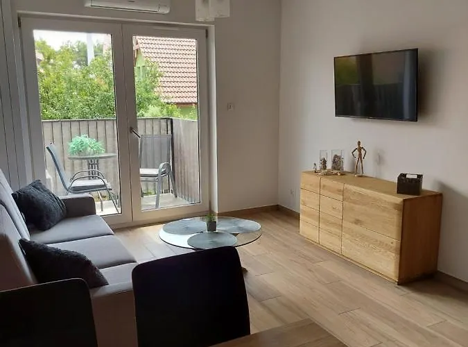 Nad Zalewem Apartamento Dziwnówek